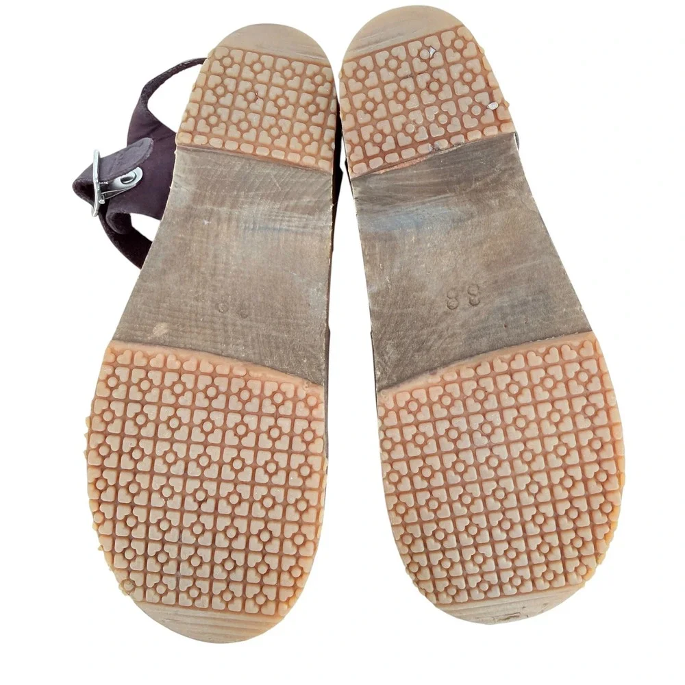 Shoes - Picture 1 of 7